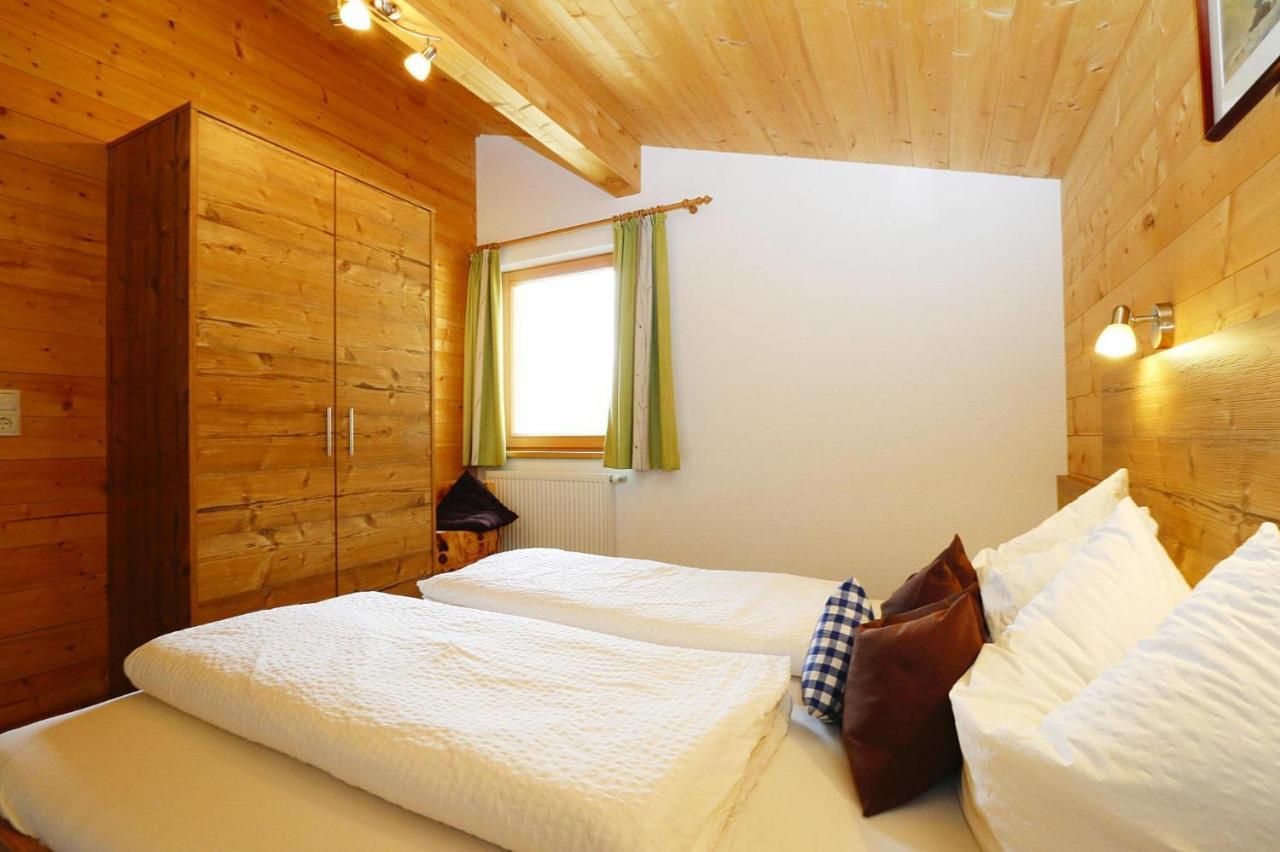 Semi-Detached House, Zell Am Ziller Villa Luaran gambar